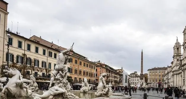 Roma: piazza Navona a numero chiuso