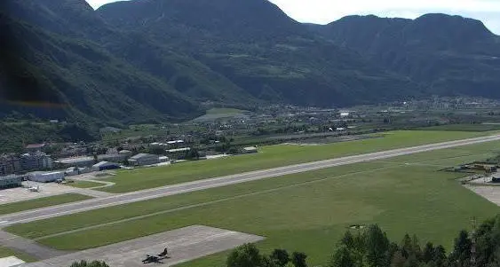 Zona aeroporto da ridurre Il Comune vuol fare da sé