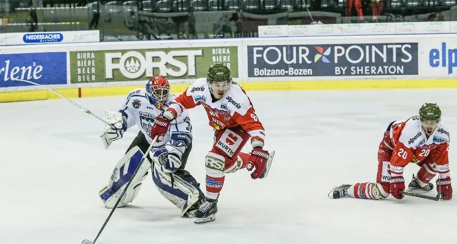Bolzano sconfitto sul ghiaccio del Fehervar ma centra i playoff