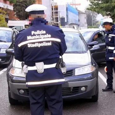 Bolzano, due pedoni investiti