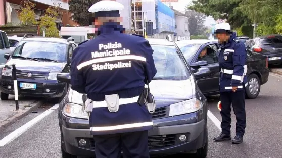 Bolzano, due pedoni investiti