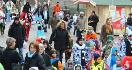 Con la Gnoccolada associazioni insieme nella festa in piazza