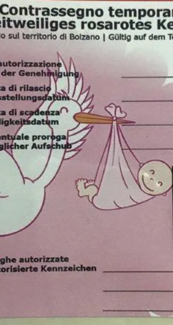 Flop ticket rosa ad Appiano: costano 32 euro a mamma