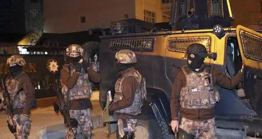 Arresti in serie in Turchia, imprenditori e turisti bolzanini in fuga