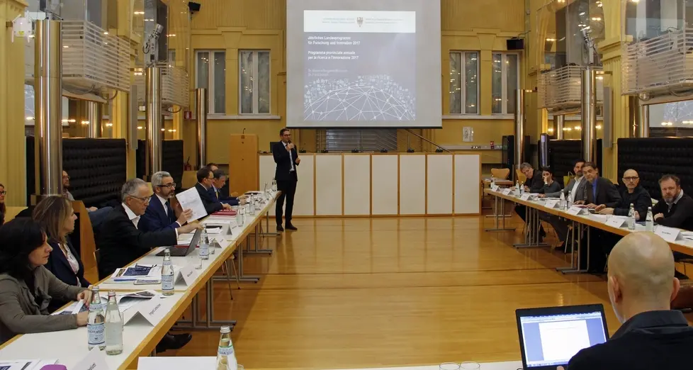 Innovazione, varato il programma 2017: «Evitare i doppioni»