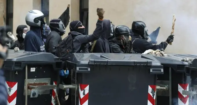 Guerriglia al Brennero, 120 rischiano il processo