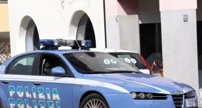 Rapinata in pieno giorno Paura in via Parma