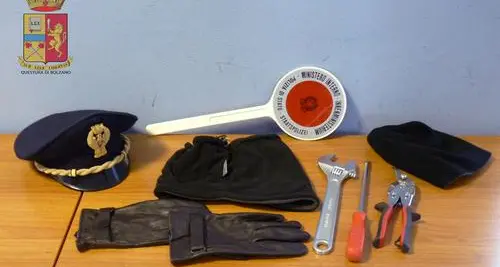 Bolzano, arrestato mentre tenta di forzare la porta di un negozio
