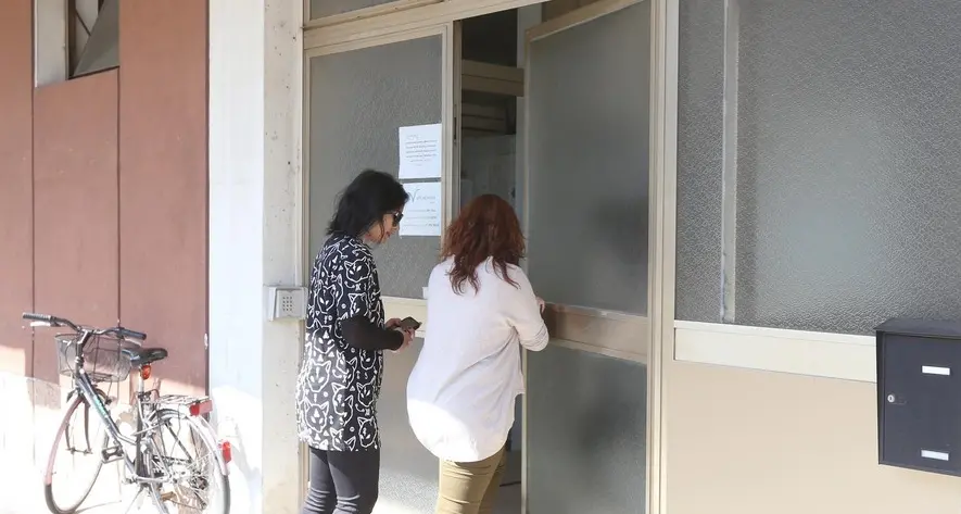 Assistenza migranti nel palazzo provinciale