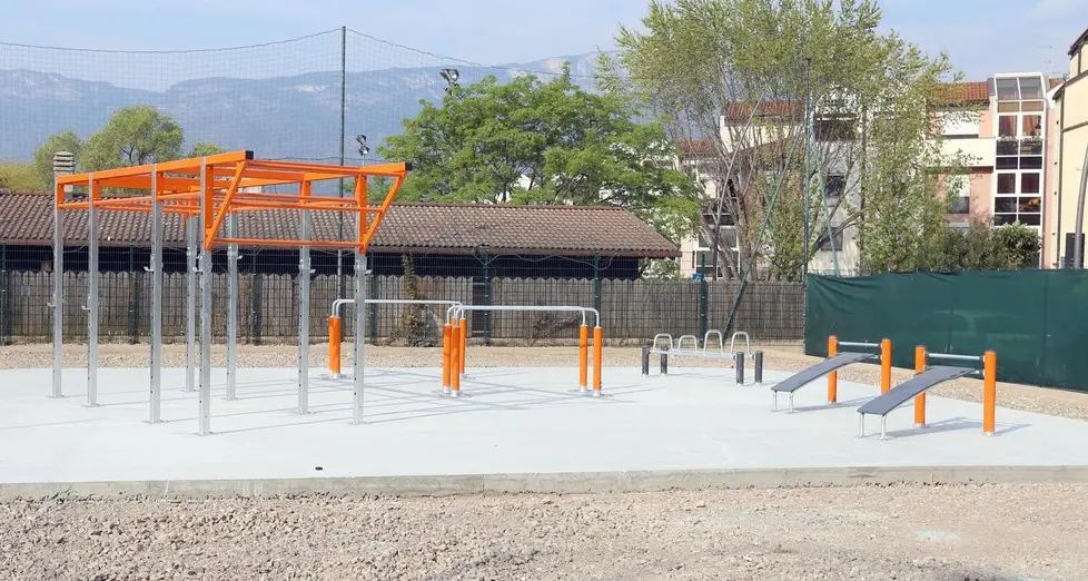 Nuova palestra all’aperto e mega terrazza sull’Isarco