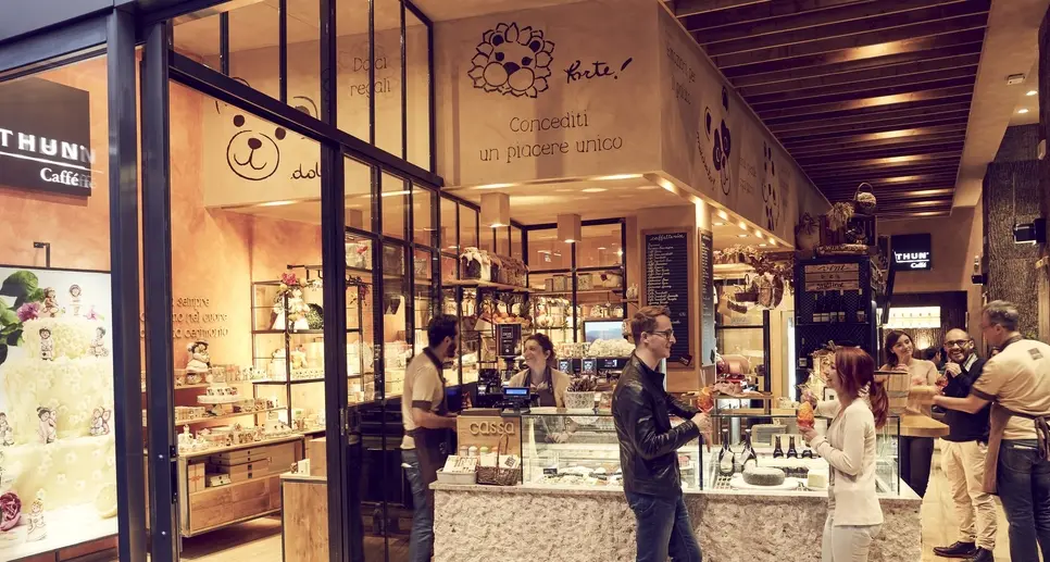 La Thun apre il suo primo Caffè