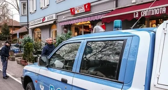 Settantenne preso a pugni in piazzetta Bersaglio
