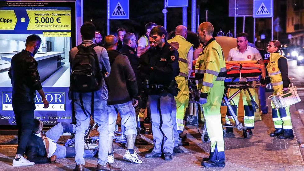 Rissa sul bus a Bolzano, caos a Oltrisarco