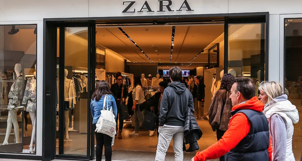 Bolzano: commesse al lavoro anche a Pasqua