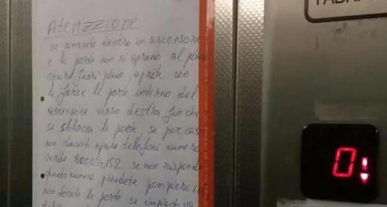 Case Ipes, l’ascensore si apre sul vuoto
