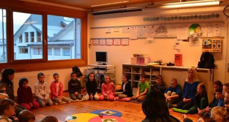 Monguelfo, a scuola il plurilinguismo tra gioco e scoperta