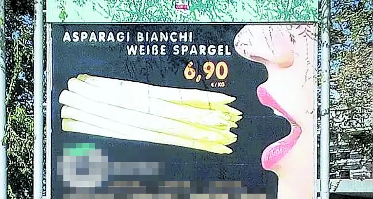 Asparagi, poster sessista: la bacchettata della giunta di Bolzano