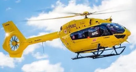 Cade con lo scooter, ferito un sedicenne a Termeno