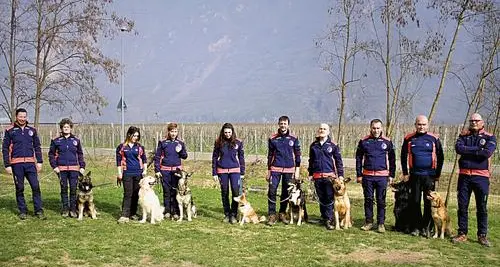 Egna, dieci cani addestrati per trovare gli scomparsi