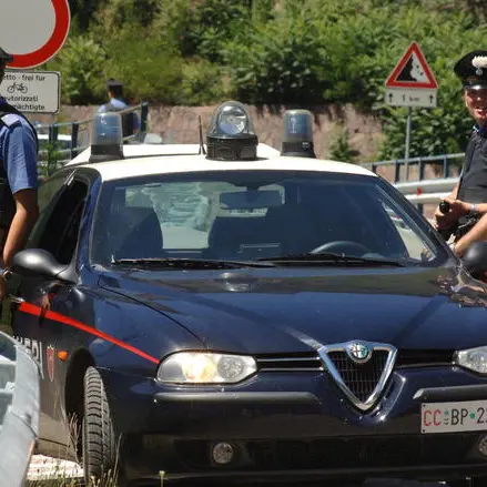 Rapina a colpi di pistola a Soprabolzano: bottino di 15 mila euro