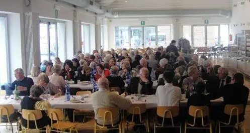 Pronti duemila inviti a pranzo riservati agli anziani della città