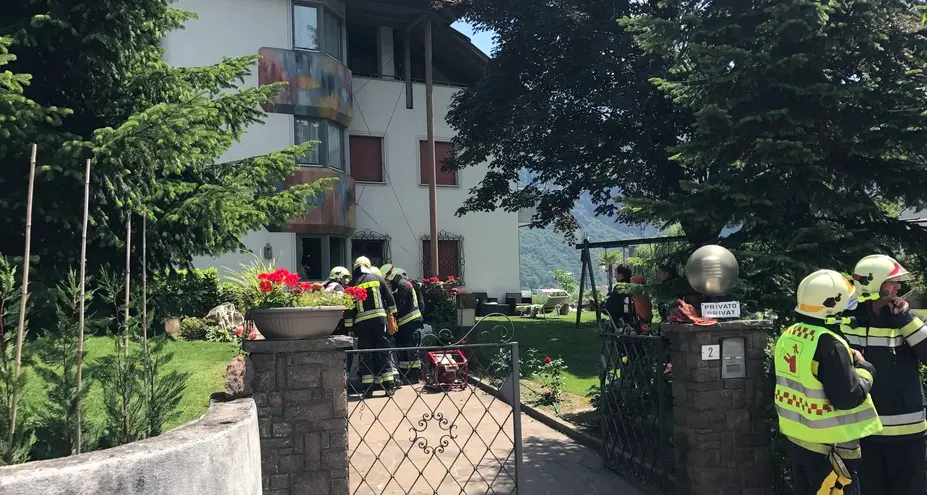 Fuga di cloro ad Ora, guasto alla piscina e paura a Villa Vera