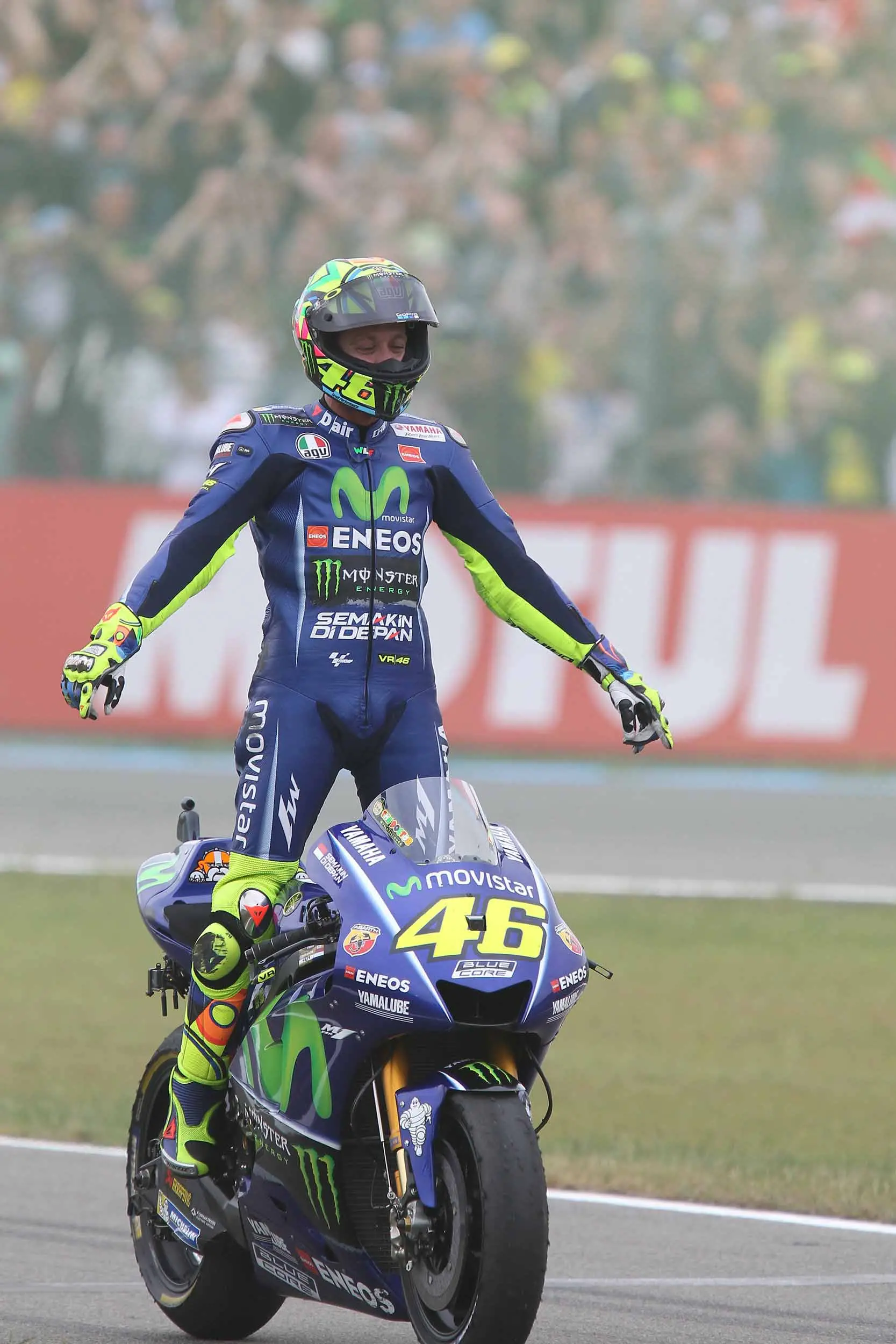 Rossi leggendario ad Assen