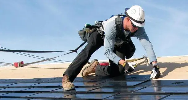 Risparmi energetici, il Comune punta sul fotovoltaico