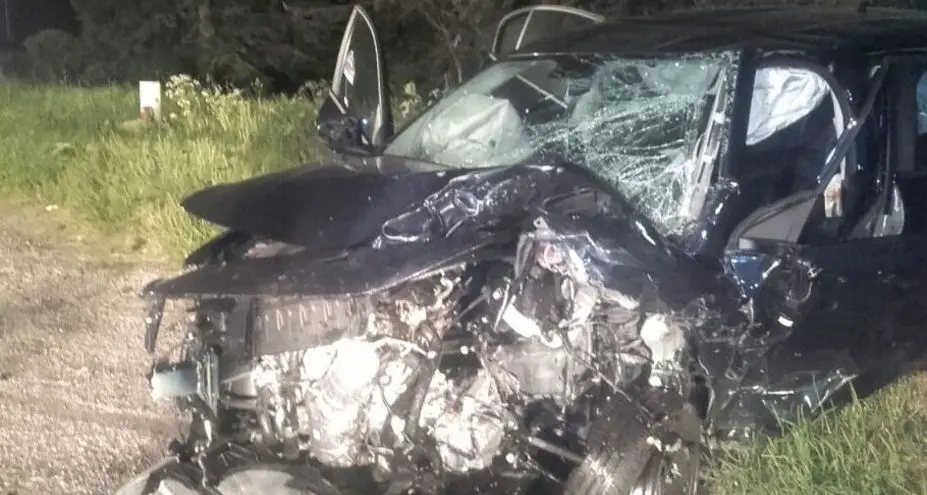 Tragico frontale, muore a 47 anni
