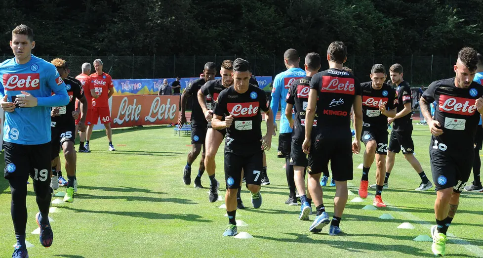 Il Napoli mercoledì a Dimaro. E poi arriva “mezza” Serie A