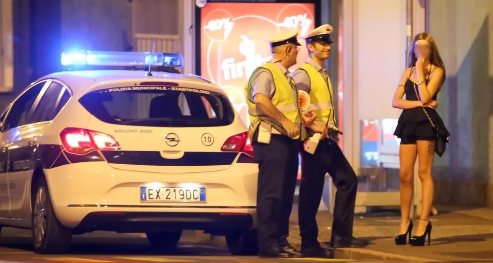 Prostitute, ai Piani il sindaco-sceriffo