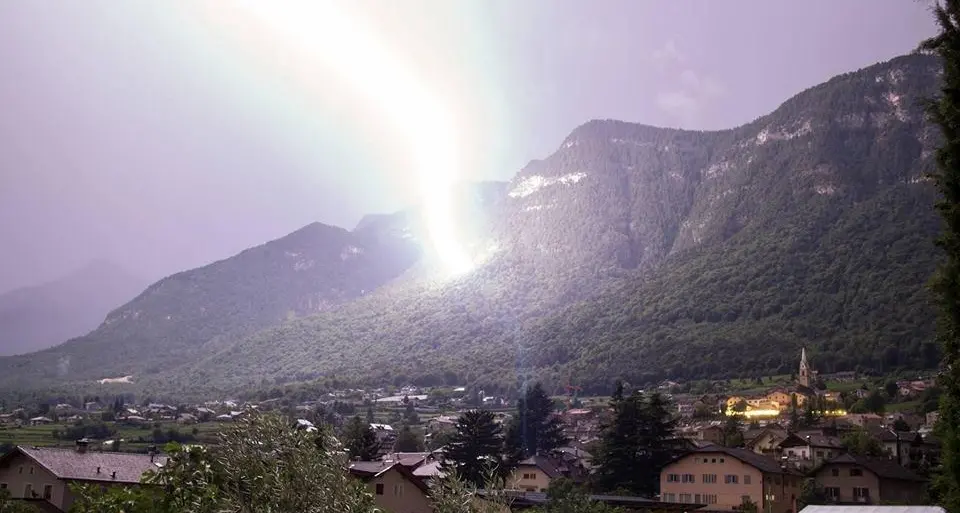 Oltre 2200 fulmini nel cielo di Bolzano con precipitazioni record