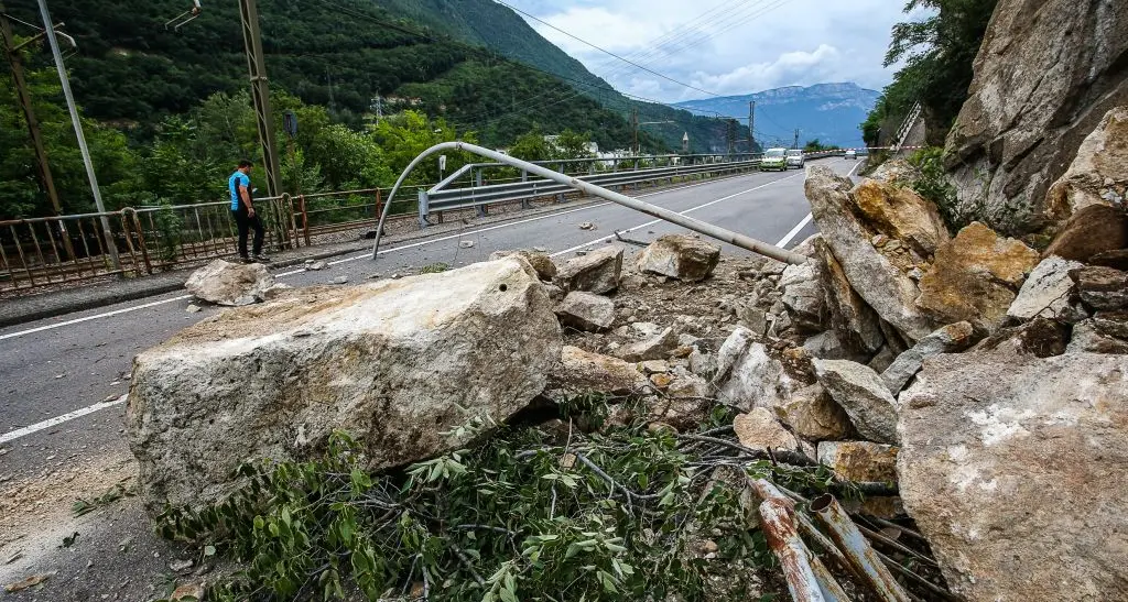 Bolzano, permangono problemi al traffico sulle strade provinciali causa maltempo
