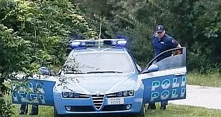 Merano, minorenne trovato con una pistola al campo nomadi