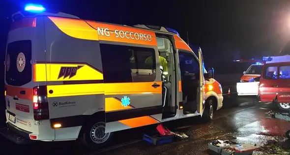 Pedone investito da un'auto, muore in ospedale