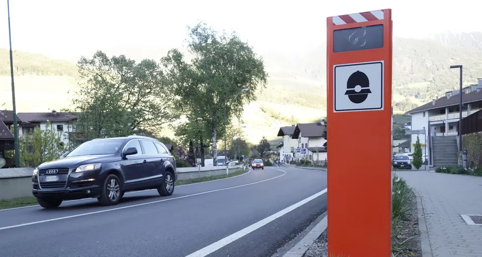 Uno «speed check» in via Velturno o in zona industriale