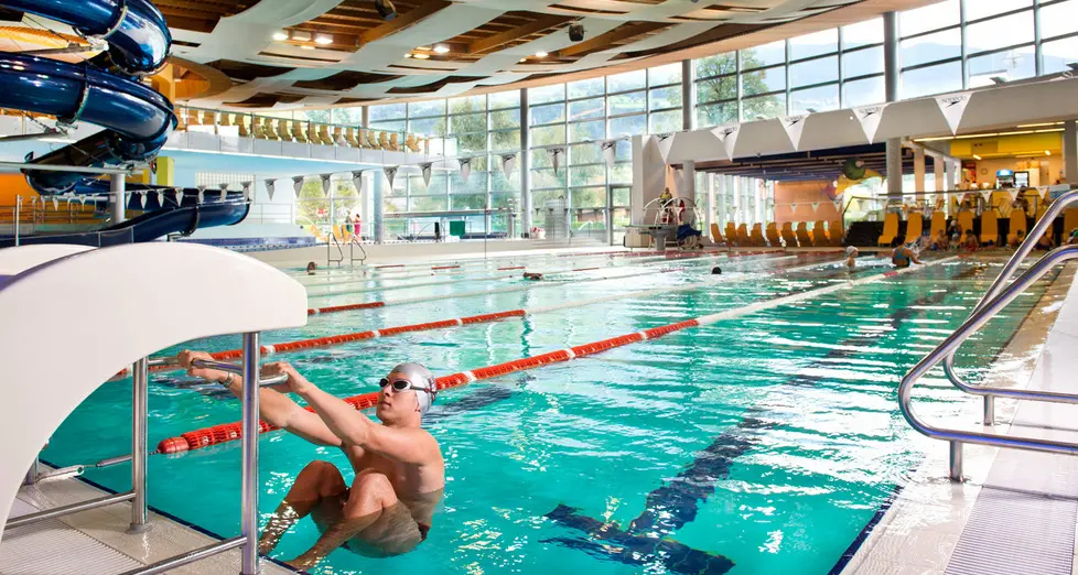 Acquarena, si parte con un leggero ritocco delle tariffe