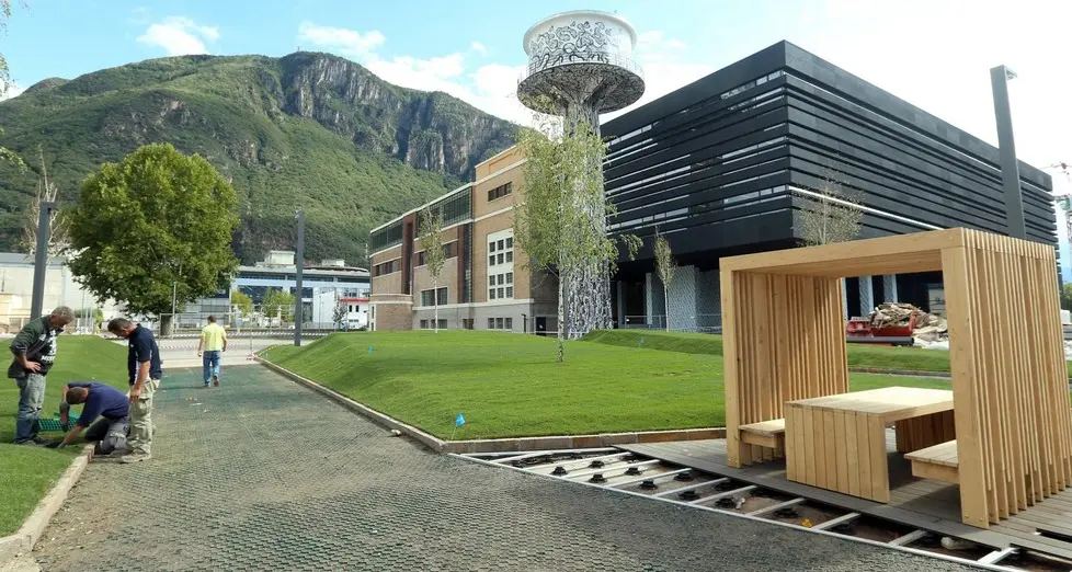 Bolzano: pronta la piazza verde del Parco tecnologico
