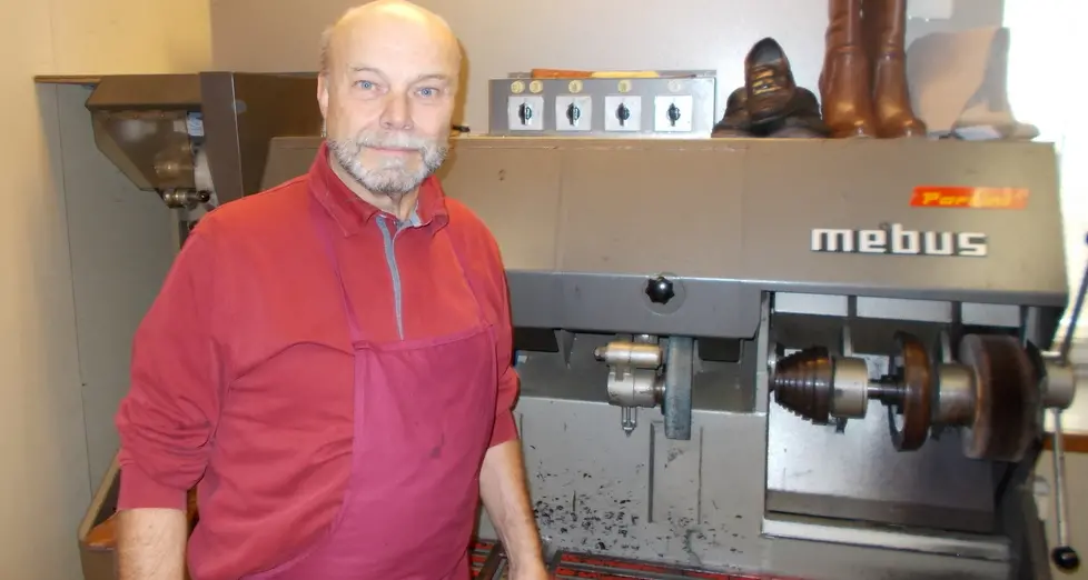 L’ultimo calzolaio chiude bottega: cerco giovane apprendista
