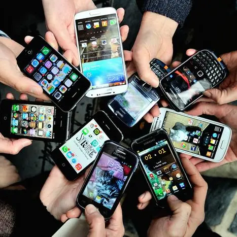 Caro giovanotto, ecco perché andrai alle medie senza telefonino
