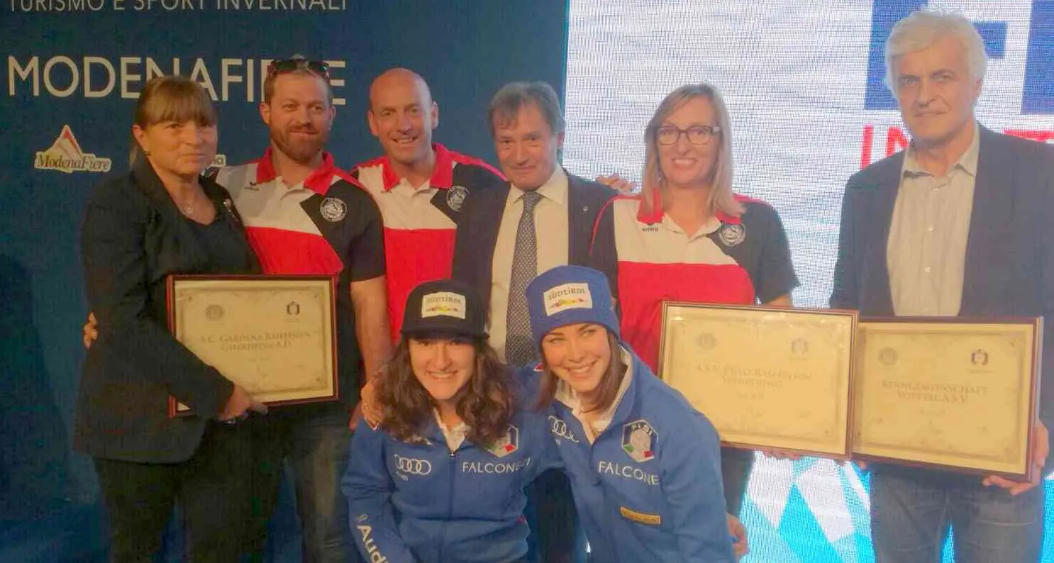 Gli \"Sci Club Stellati\" Fisi premiati a Modena