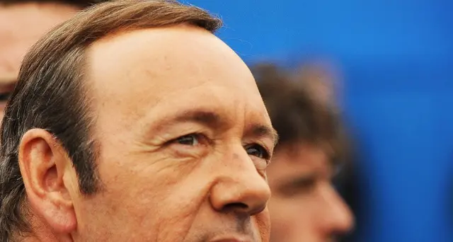 Kevin Spacey, scuse per molestie e coming out