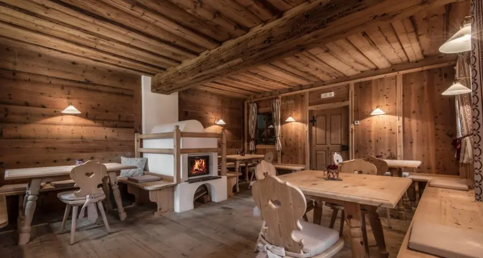 Alto Adige, l' export accelera grazie a legno, arredamento e mele
