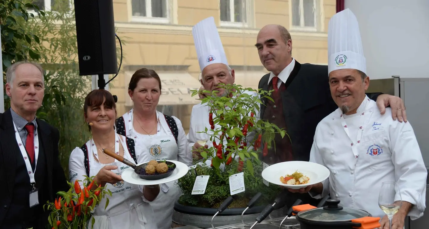 WineFestival, sfida tra contadine e chef