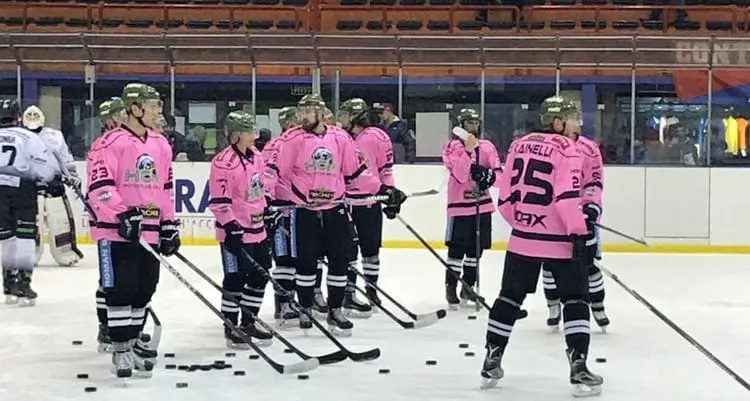 L'HC Merano in rosa per la prevenzione del tumore al seno