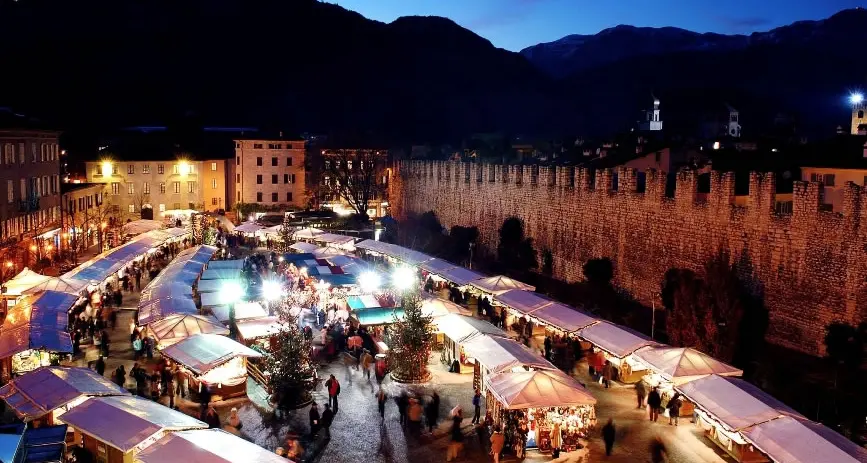 Trento città del Natale, la magia della festa tra piazze e centro storico