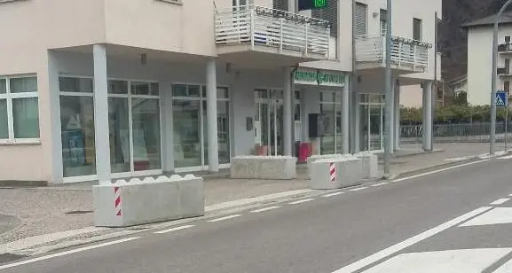 I blocchi di cemento non piacciono a Salorno