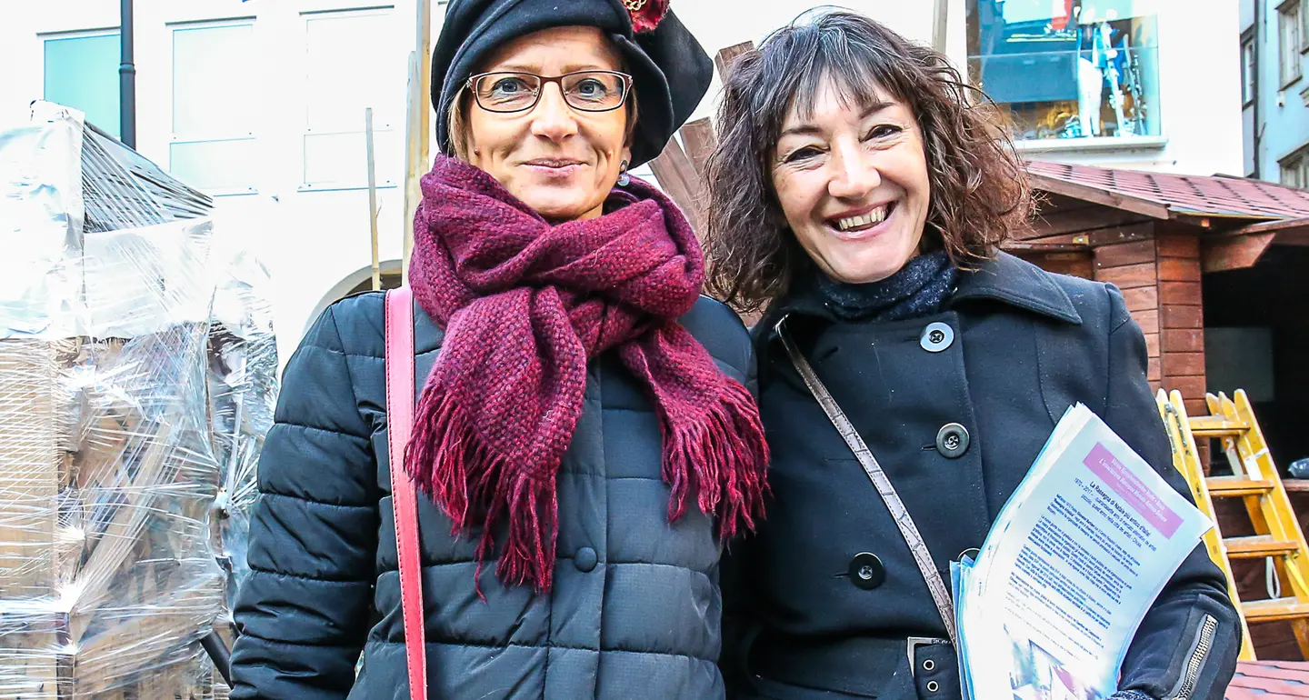Mercatino artistico: «Qui non siamo graditi»
