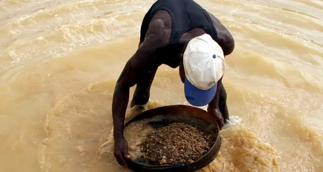 Sierra Leone, diamante all'asta per aiutare il paese