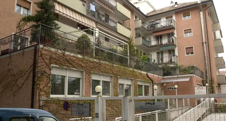 Upad, braccio di ferro sui fondi